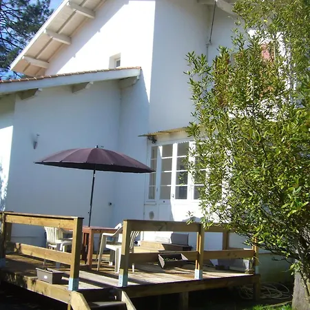 Holiday home Maison Landaise Spacieuse Pour 12 Pers. A Avec Jardin - Fr-1-239-1101